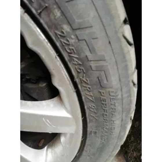 MERCEDES CLASE C (W203) SPORTCOUPE '2002 C 200 COMPRESSOR (203.742) VERDE PISTACHO