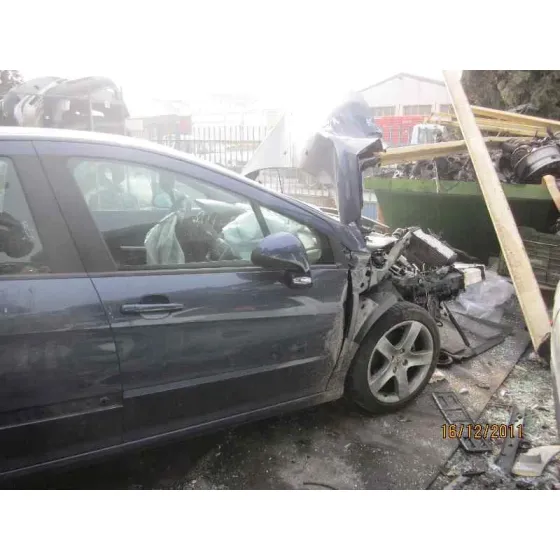 PEUGEOT 308 '2008 1.6 HDI FAP CAT (9HZ / DV6TED4) AZUL OSCURO