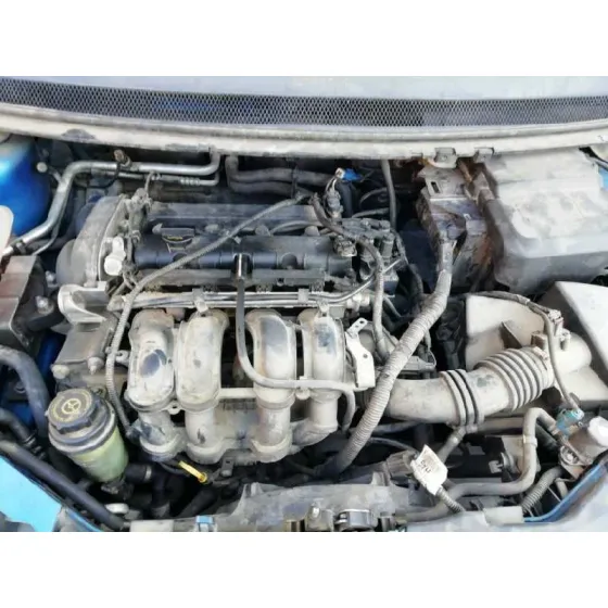 FORD FOCUS BERLINA (CAP) '2005 GHIA AZUL