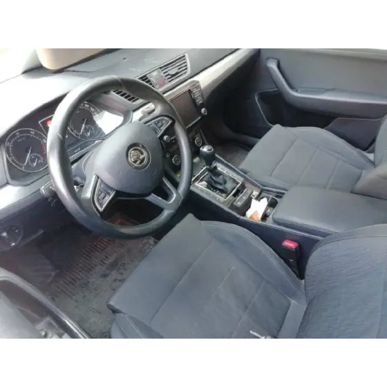 SKODA SUPERB (3V3) '2017 2.0 TDI BLANCO