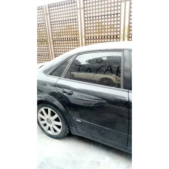 AUDI A4 BERLINA (8E) '2004 1.9 TDI (96KW) NEGRO