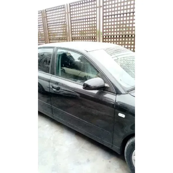 AUDI A4 BERLINA (8E) '2004 1.9 TDI (96KW) NEGRO