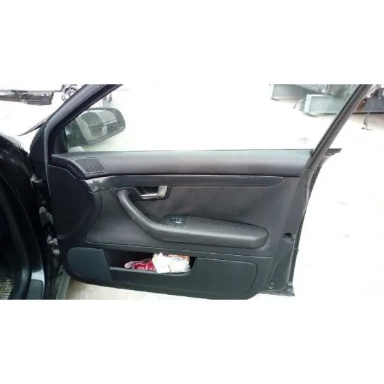 AUDI A4 BERLINA (8E) '2004 1.9 TDI (96KW) NEGRO