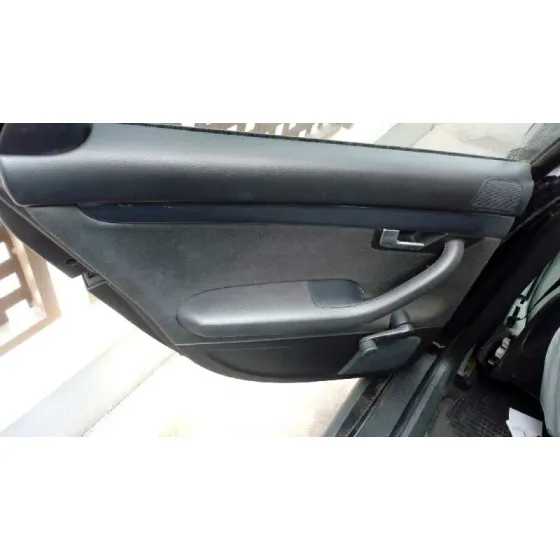 AUDI A4 BERLINA (8E) '2004 1.9 TDI (96KW) NEGRO