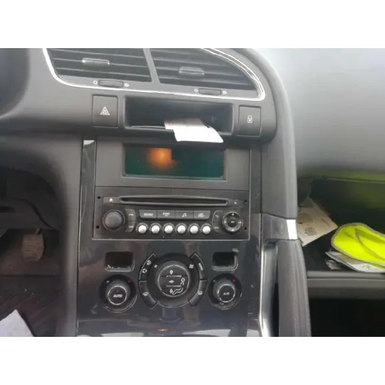 PEUGEOT 3008 '2013 ACTIVE BLANCO