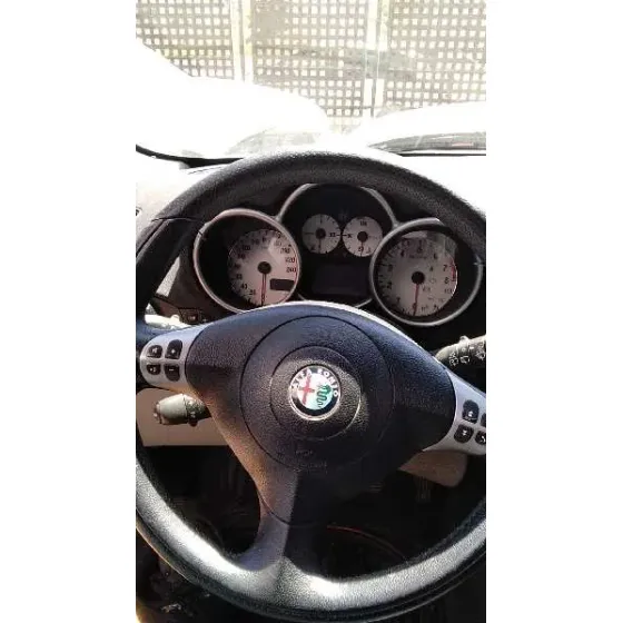 ALFA ROMEO 147 (190) '2003 1.6 T.SPARK ECO DISTINCTIVE PLATA