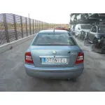 SKODA OCTAVIA BERLINA (1U2) SKODA OCTAVIA BERLINA (1U2) '2002 AMBIENTE AZUL 2000