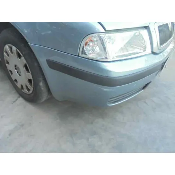 SKODA OCTAVIA BERLINA (1U2) '2002 AMBIENTE AZUL