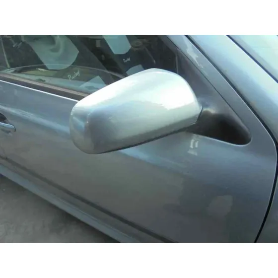SKODA OCTAVIA BERLINA (1U2) '2002 AMBIENTE AZUL