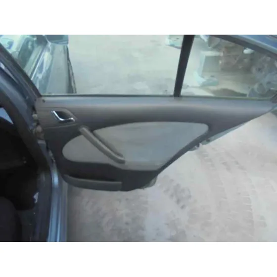 SKODA OCTAVIA BERLINA (1U2) '2002 AMBIENTE AZUL