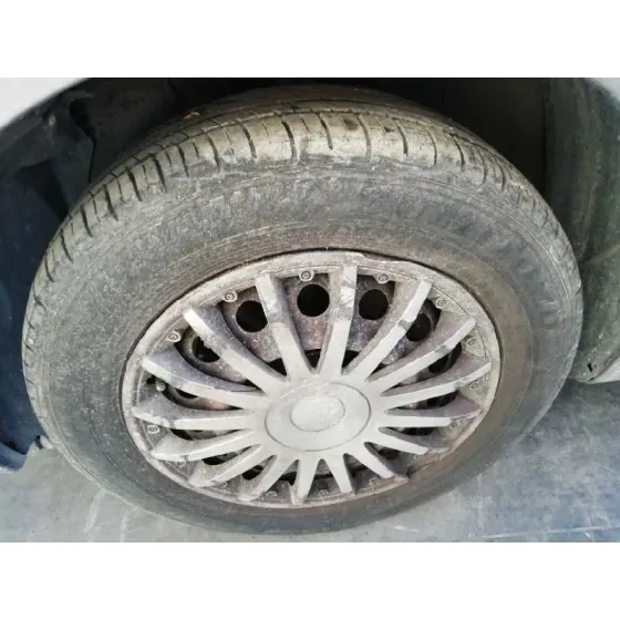 HYUNDAI I30 '2010 CLASSIC GRIS OSCURO