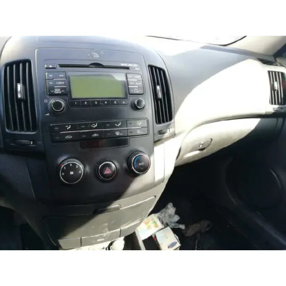 HYUNDAI I30 '2010 CLASSIC GRIS OSCURO