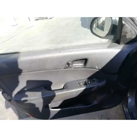 HYUNDAI I30 '2010 CLASSIC GRIS OSCURO
