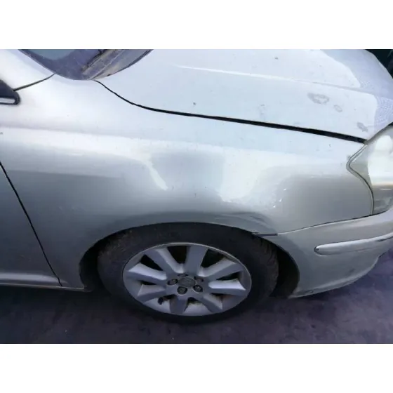 TOYOTA AVENSIS BERLINA (T25) '2006 1.8 SOL SEDAN (4-PTAS.) GRIS
