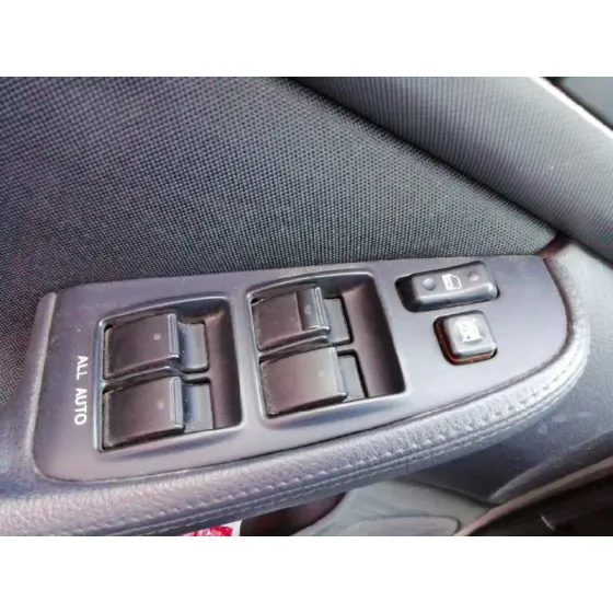 TOYOTA AVENSIS BERLINA (T25) '2006 1.8 SOL SEDAN (4-PTAS.) GRIS