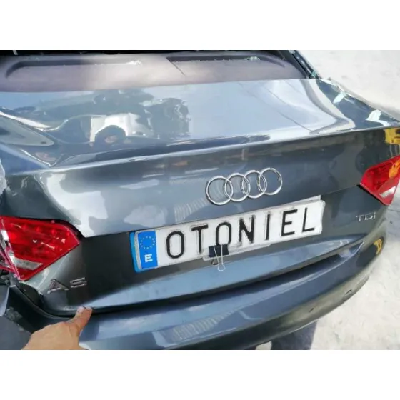 AUDI A5 COUPE (8T) '2011 2.0 TDI GRIS