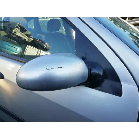 FORD FOCUS BERLINA (CAK) '2001 1.8 TDDI TURBODIESEL CAT GRIS