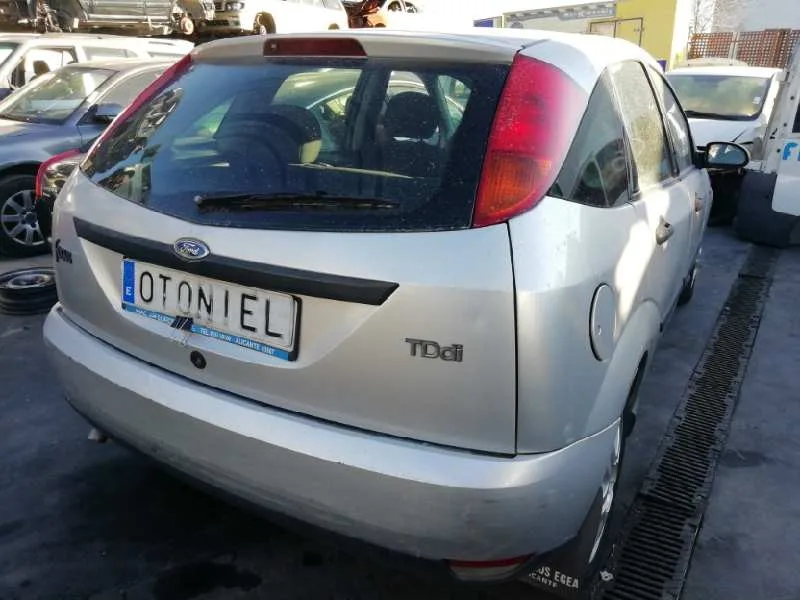 FORD FOCUS BERLINA (CAK) '2001 1.8 TDDI TURBODIESEL CAT GRIS
