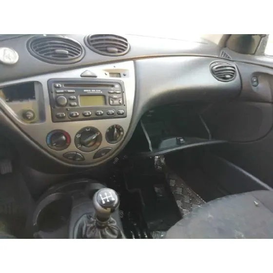FORD FOCUS BERLINA (CAK) '2001 1.8 TDDI TURBODIESEL CAT GRIS