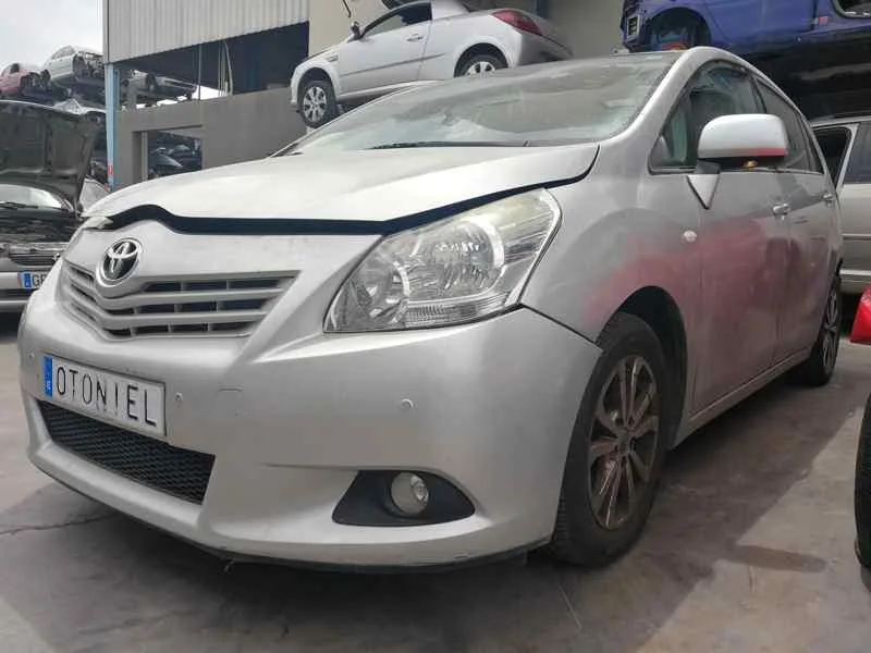 TOYOTA VERSO '2010 ACTIVE PLATA
