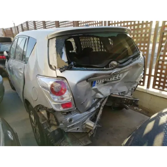 TOYOTA VERSO '2010 ACTIVE PLATA