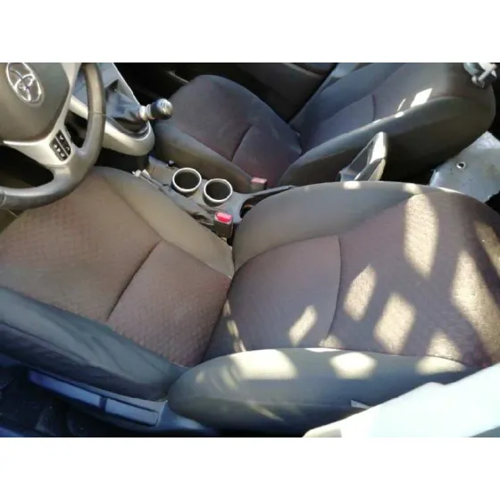 TOYOTA VERSO '2010 ACTIVE PLATA