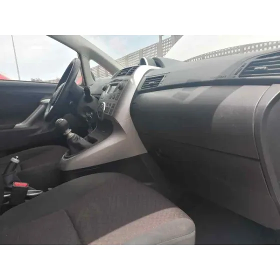 TOYOTA VERSO '2010 ACTIVE PLATA