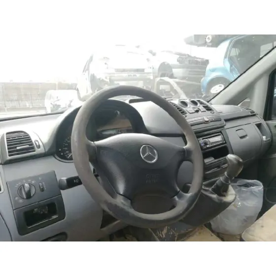 MERCEDES VITO CAJA CERRADA 6.03 -> '2009 111 CDI COMPACTO (639.601) BLANCA