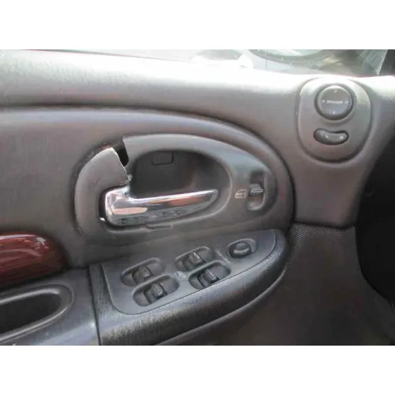 CHRYSLER 300 M (LR) '1999 2.7 V6 NEGRO