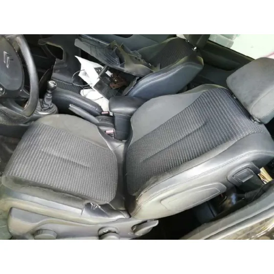 CITROEN C4 COUPE '2006 VTR PLUS NEGRO