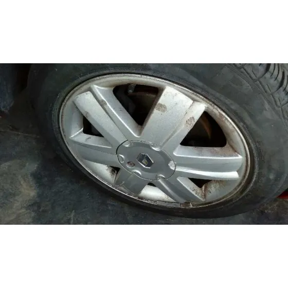 RENAULT MEGANE II CLASSIC BERLINA '2004 1.9 DCI DIESEL ROJO