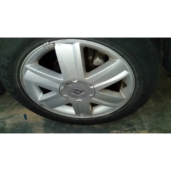 RENAULT MEGANE II CLASSIC BERLINA '2004 1.9 DCI DIESEL ROJO