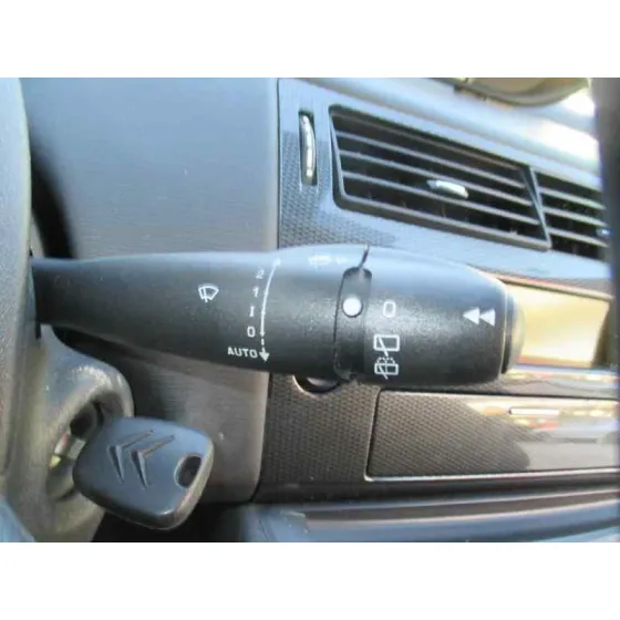 CITROEN C4 COUPE '2006 COLLECTION DORADO