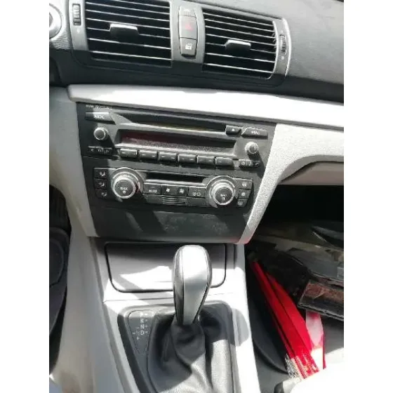 BMW SERIE 1 BERLINA (E81/E87) '2007 118D GRIS