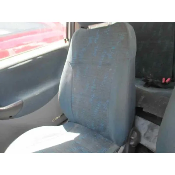 OPEL CORSA C '2001 CLUB BLANCO