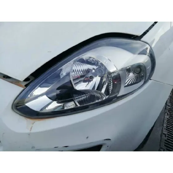 FIAT PUNTO (199) '2012 1.3 16V JTD CAT BLANCO