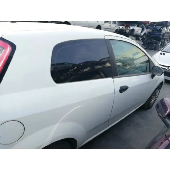 FIAT PUNTO (199) '2012 1.3 16V JTD CAT BLANCO