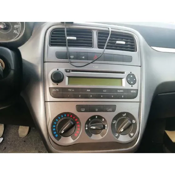 FIAT PUNTO (199) '2012 1.3 16V JTD CAT BLANCO