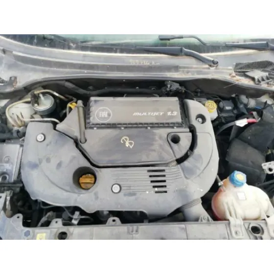 FIAT PUNTO (199) '2012 1.3 16V JTD CAT BLANCO