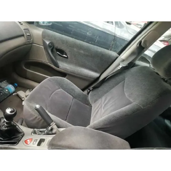 RENAULT LAGUNA II (BG0) '2002 AUTHENTIQUE GRIS