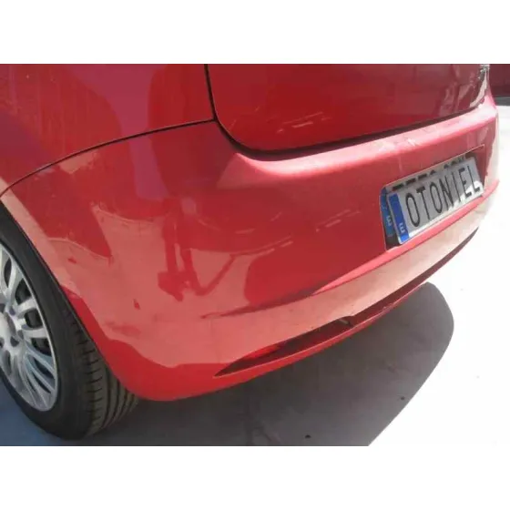 FIAT GRANDE PUNTO (199) '2009 1.2 8V ACTIVE (01.2007->) ROJO