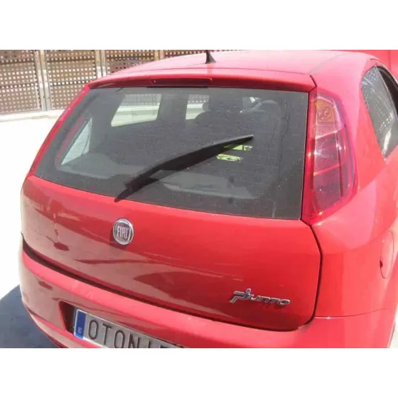 FIAT GRANDE PUNTO (199) '2009 1.2 8V ACTIVE (01.2007->) ROJO