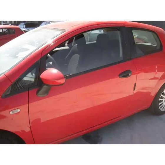 FIAT GRANDE PUNTO (199) '2009 1.2 8V ACTIVE (01.2007->) ROJO