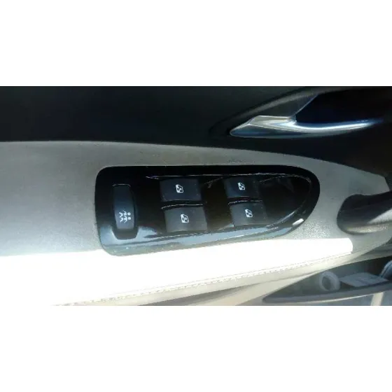 RENAULT VEL SATIS (BJ0) '2002 3.0 V6 DCI TURBODIESEL CAT PLATA