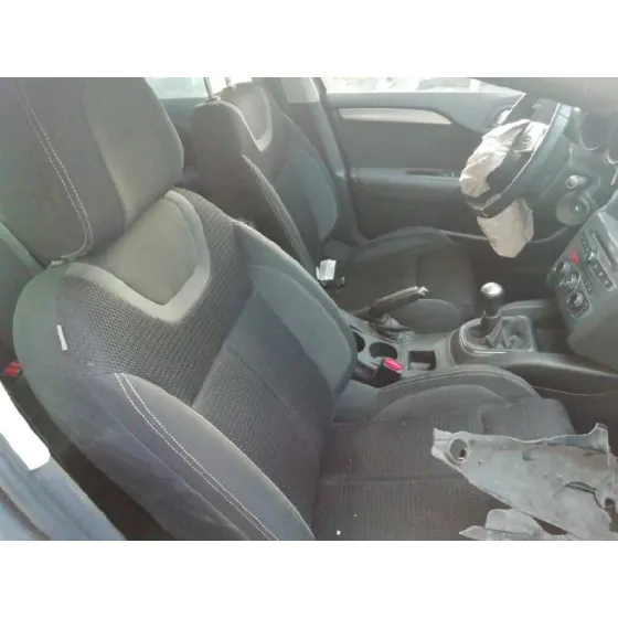 CITROEN C4 LIM. '2018 LIVE EDITION GRIS