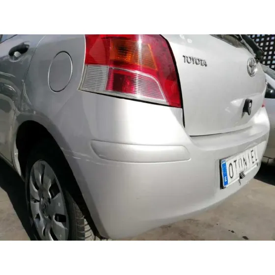 TOYOTA YARIS '2010 1.0 CAT GRIS PLATA