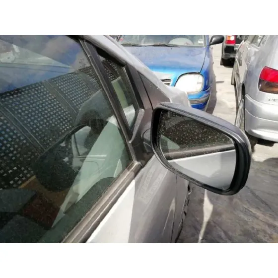 TOYOTA YARIS '2010 1.0 CAT GRIS PLATA