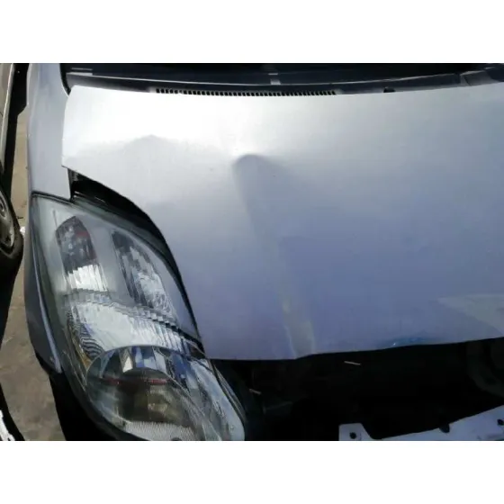 TOYOTA YARIS '2010 1.0 CAT GRIS PLATA