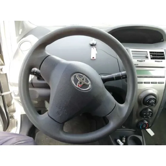 TOYOTA YARIS '2010 1.0 CAT GRIS PLATA