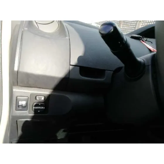 TOYOTA YARIS '2010 1.0 CAT GRIS PLATA